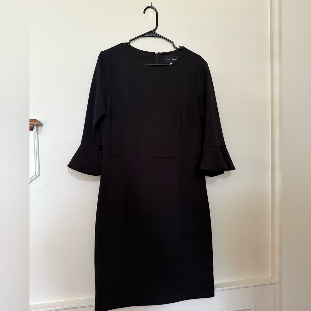 Donna Morgan Black Ruffled Sheath Dress